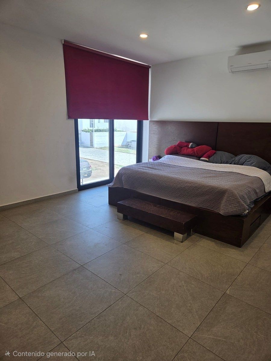 Casa en La Venta Del Astillero, Zapopan, foto 13 de 21