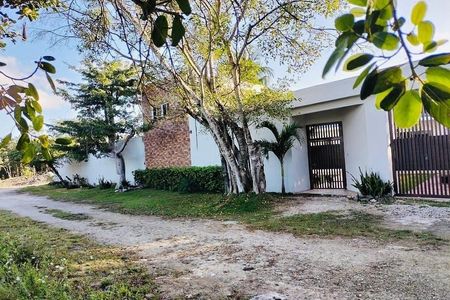 CASA EN VENTA  EN ALAMOS II CANCÚN, Q.ROO