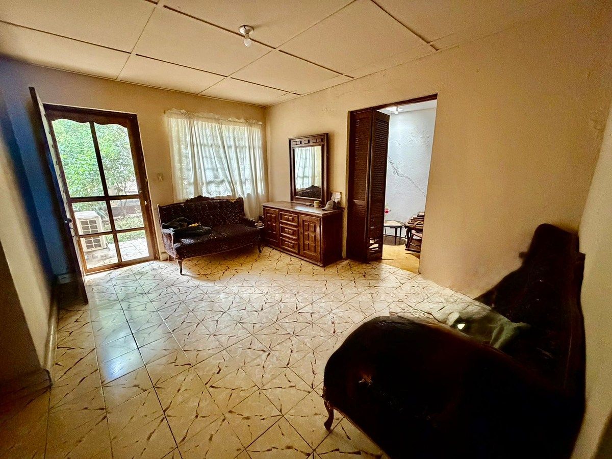 House in El Cercado Centro, Santiago, photo 3 of 12
