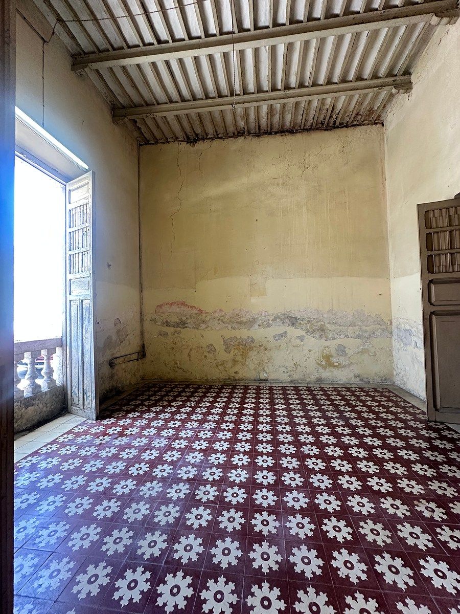Casa para remodelar cerca del Parque de Santa Ana, foto 1 de 7