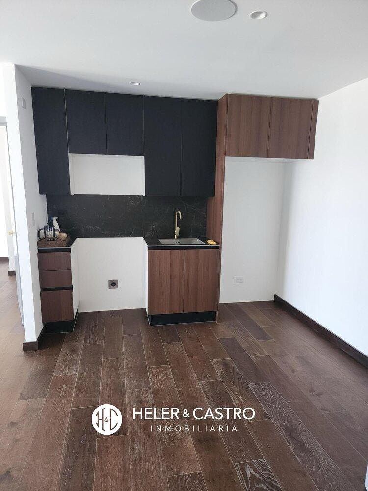Apartamento en Zona 10, Guatemala, foto 4 de 19