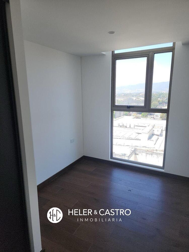 Apartamento en Zona 10, Guatemala, foto 8 de 19