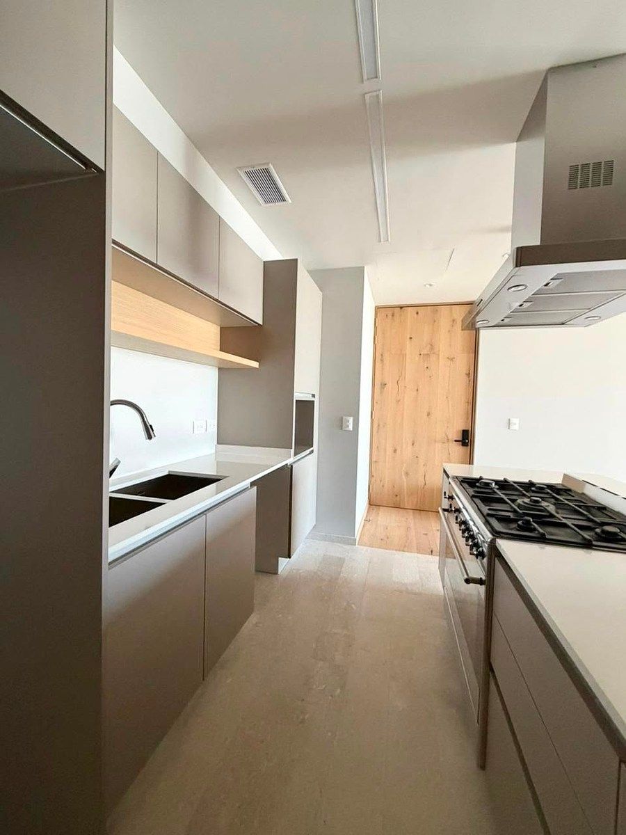 Apartment in Puerta de Hierro, Zapopan, photo 2 of 16