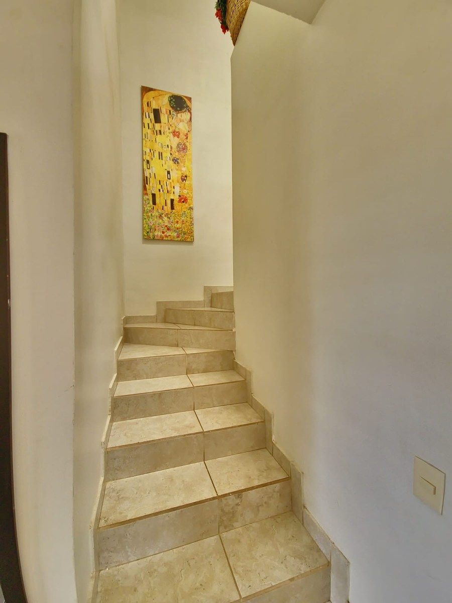 ESCALERA, foto 12 de 22