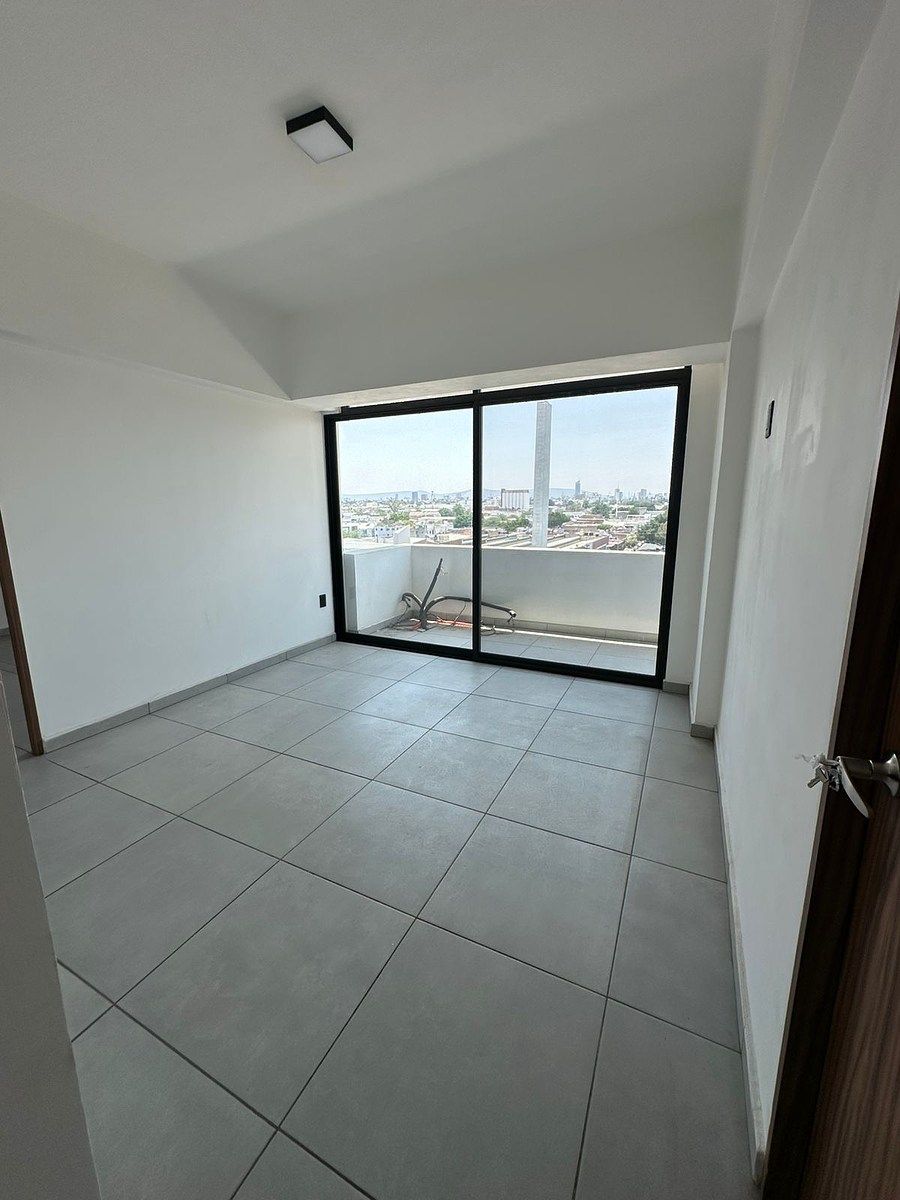 Apartment in Guadalajara Centro, Guadalajara, photo 19 of 21
