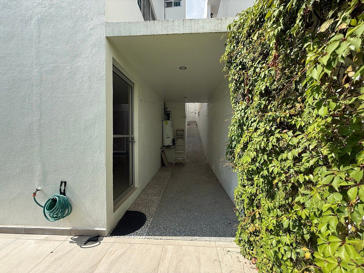 Casa em Lomas de Juriquilla, Querétaro, foto 12 de 16
