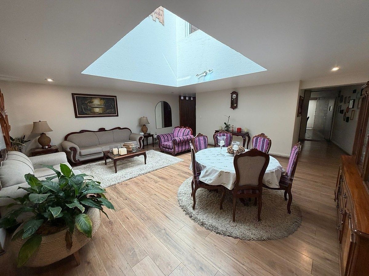 Casa en Venta en Del Valle Centro, foto 1 de 25