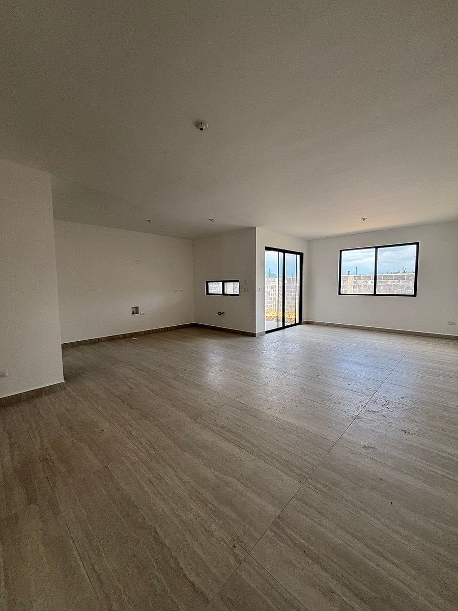 House in Los Cavazos, Santiago, photo 5 of 13