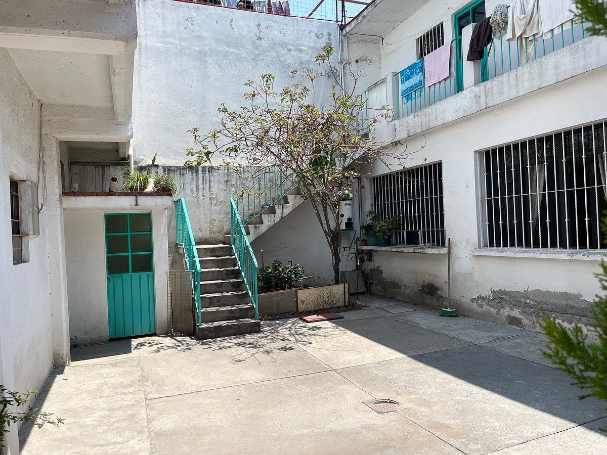 House with Commercial Use in Moctezuma 2a Sección, Venustiano Carranza, photo 3 of 4
