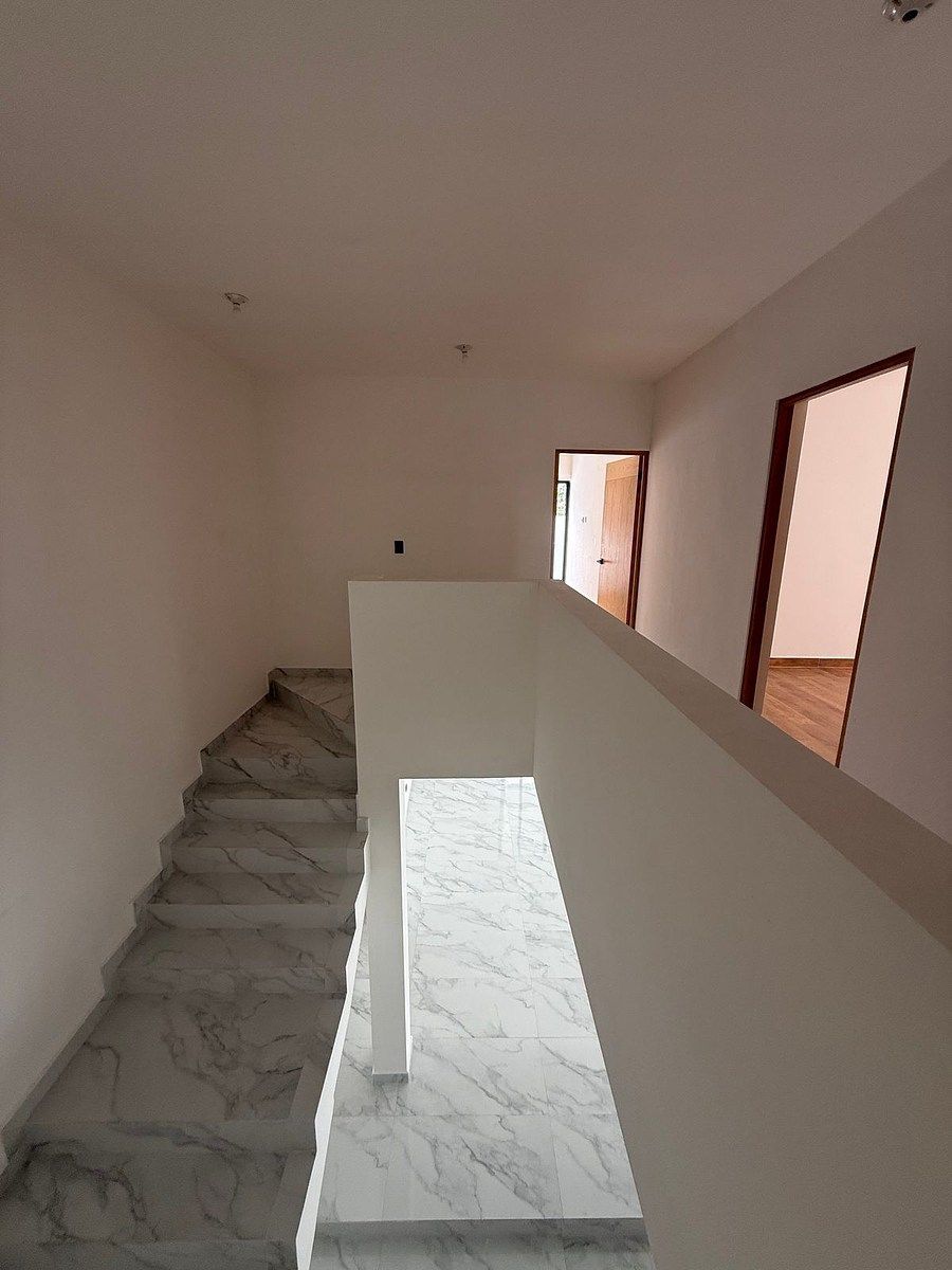 Casa em Amorada Privada Residencial, Santiago, foto 32 de 33