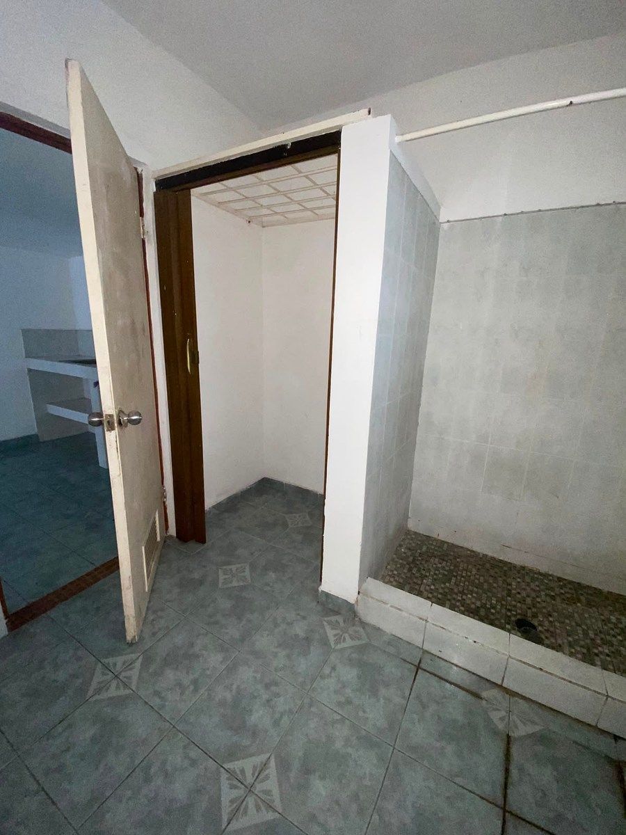 Local comercial en Mitras Centro, Monterrey, foto 17 de 21