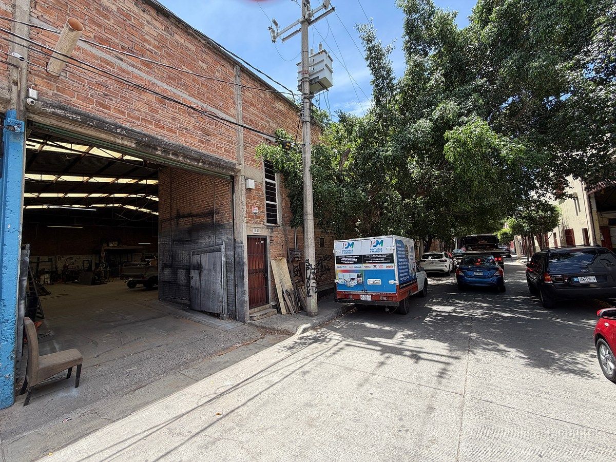 Bodega industrial en Ferrocarril, Guadalajara, foto 2 de 5