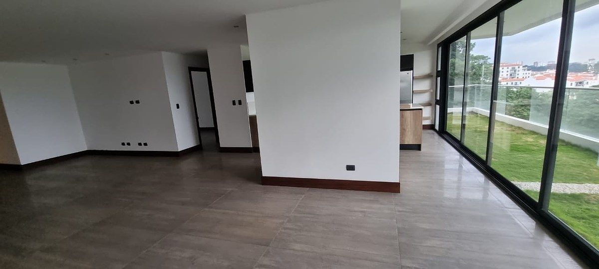 Apartamento en Zona 16, Guatemala, foto 7 de 21