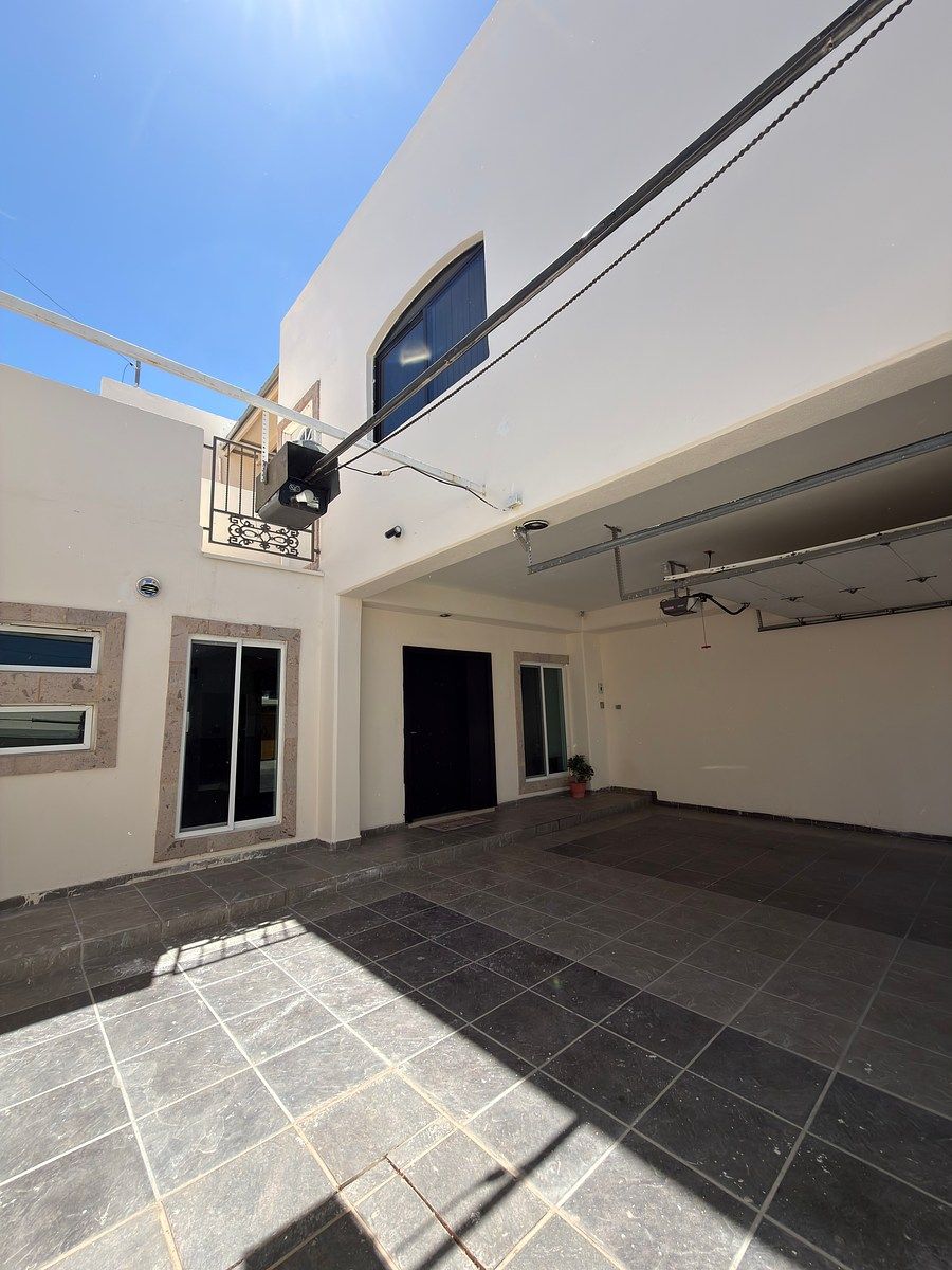 Casa Las Palmas en renta – Colonia Indeco / 3 habitaciones, foto 1 de 13