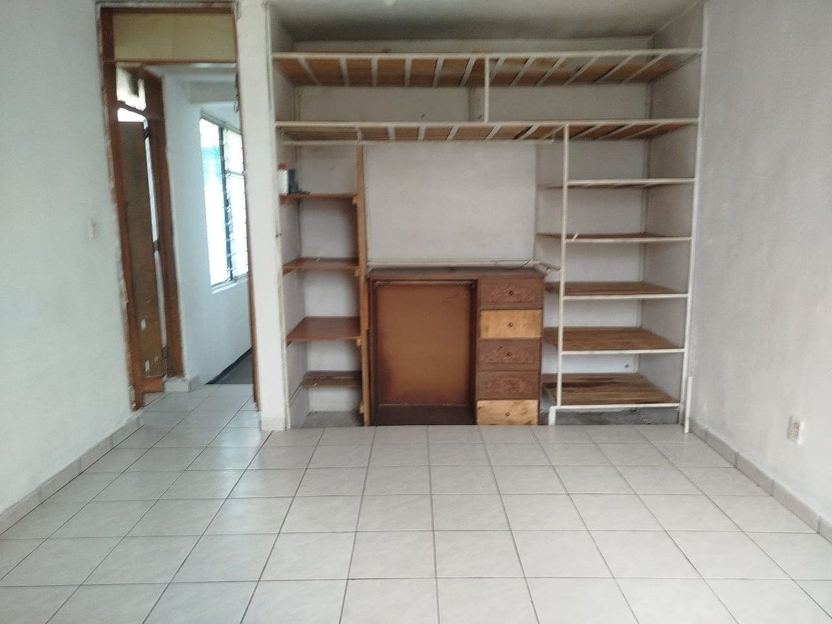 Casa em Ciudad Azteca Sección Poniente, Ecatepec de Morelos, foto 4 de 11