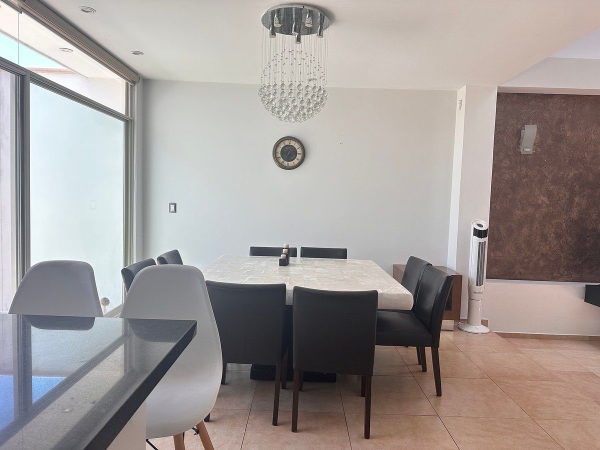Casa em condomínio fechado em Villas de Bonaterra, Aguascalientes, foto 3 de 27
