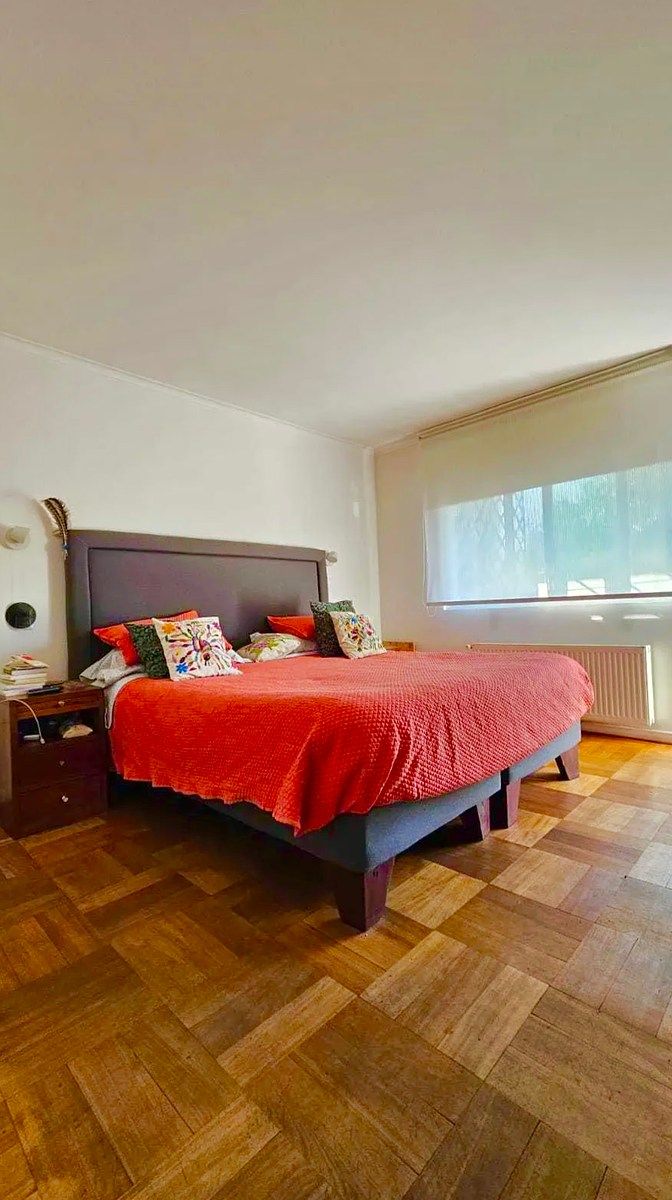 Casa Remodelada por Arquitectos | Las Condes | 3D · 3B · 240 m²