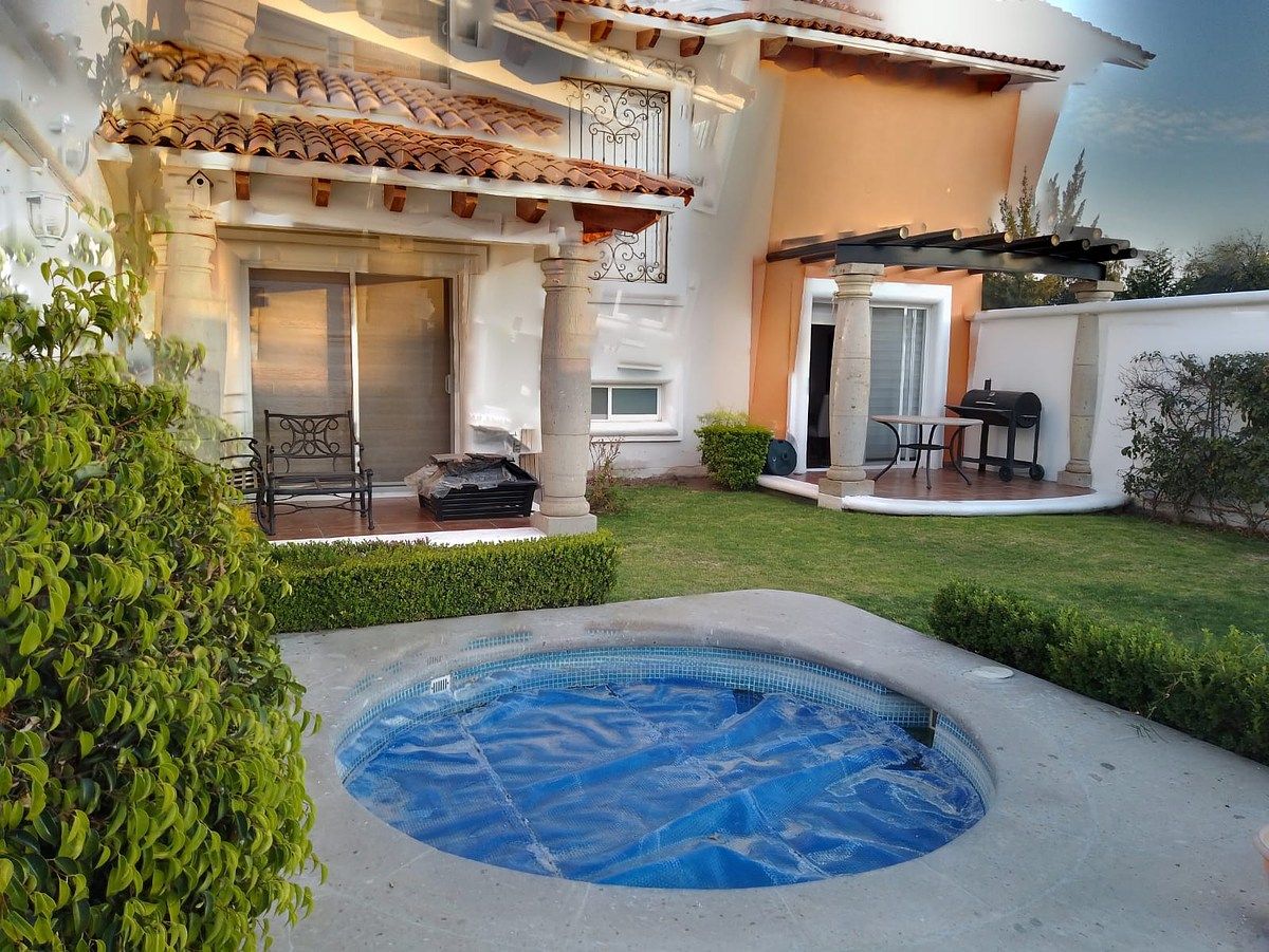 House in Fraccionamiento Residencial Haciendas de Tequisquiapan, Tequisquiapan, photo 2 of 17