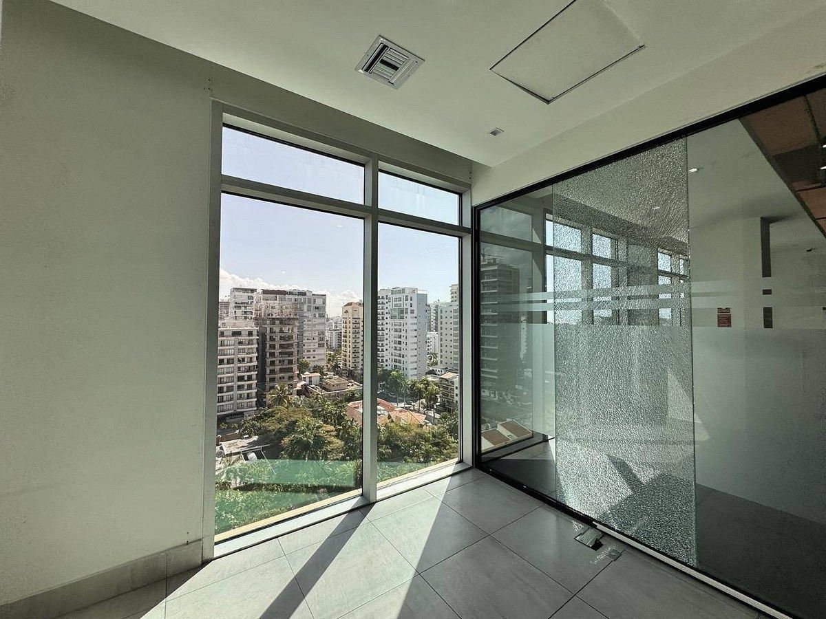 Oficina en Piantini, Santo Domingo Centro (Distrito Nacional), foto 11 de 14