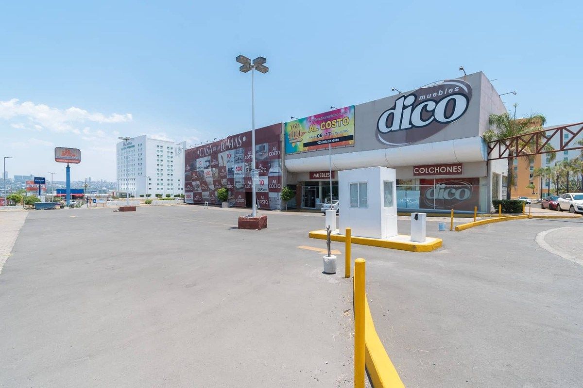 Shopping Mall Space in San Pablo, Querétaro, photo 6 of 8