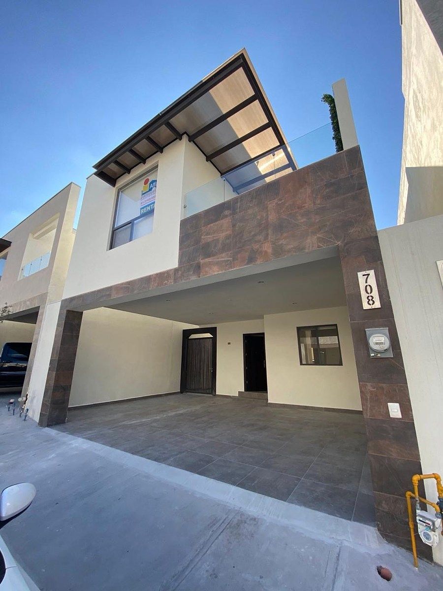 CASA EN RENTA EN LA RESERVA CUMBRES, foto 1 de 18