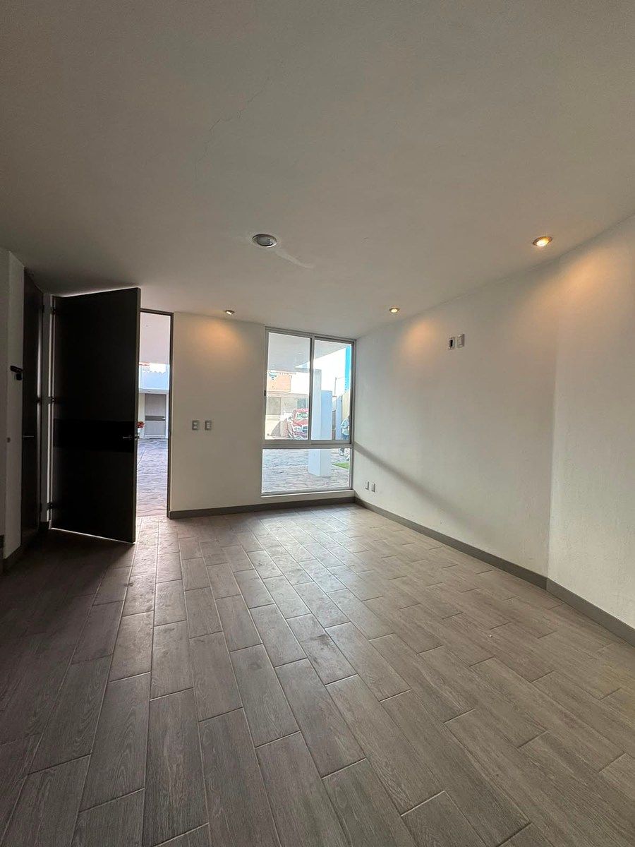 Casa em Santa Ana Tepetitlán, Zapopan, foto 2 de 31