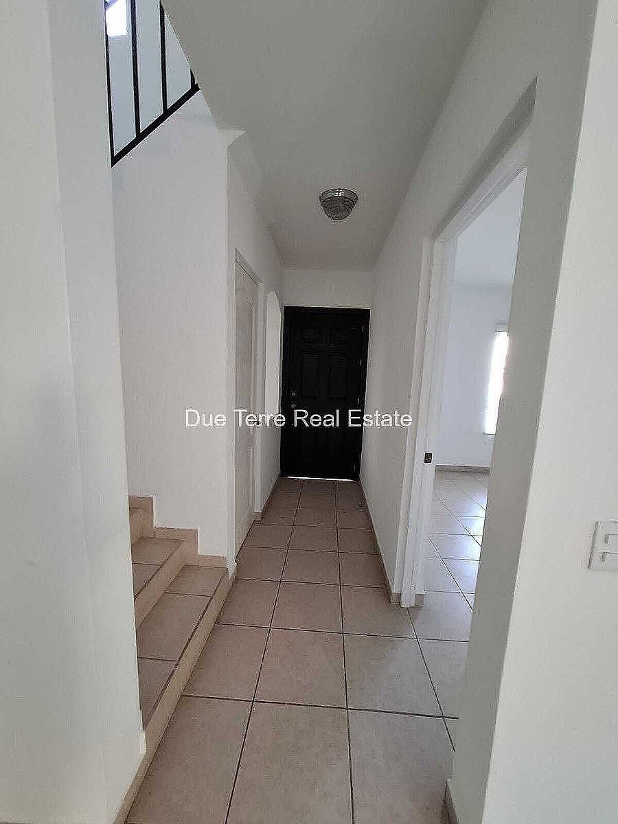 House in Cumbres del Lago, Querétaro, photo 2 of 13