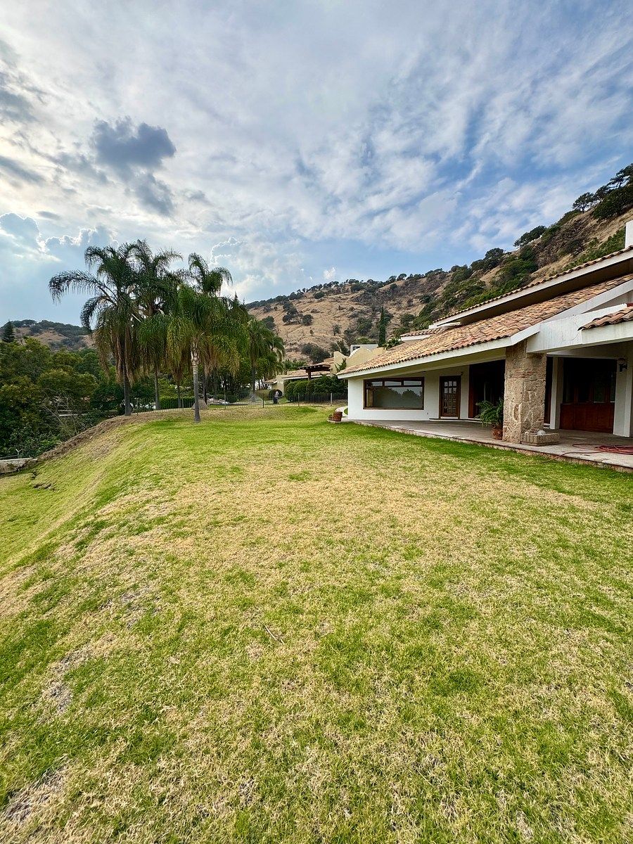 RESIDÊNCIA PANORÂMICA CLUBE DE GOLFE SANTA ANITA, foto 1 de 29