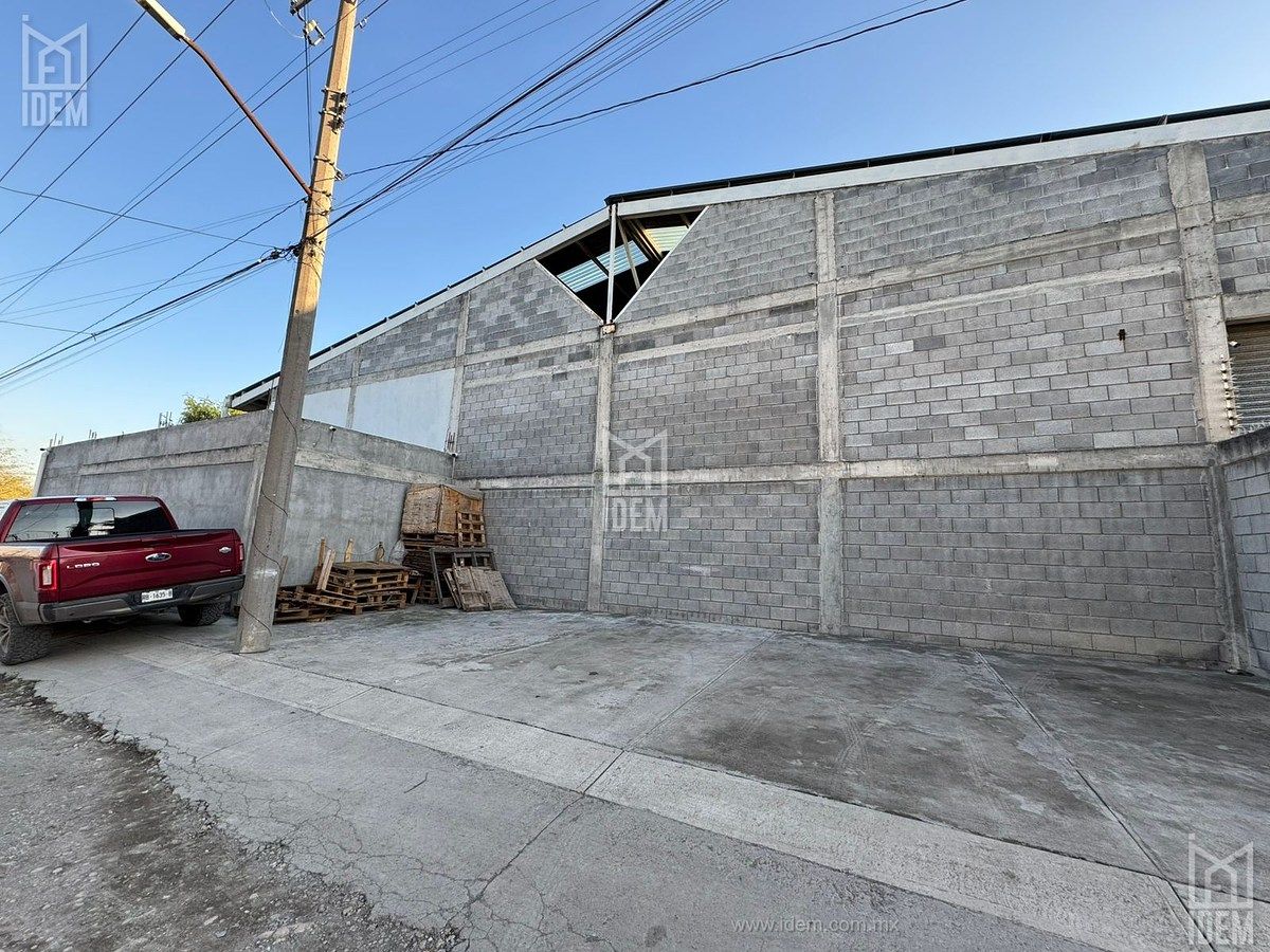0745 - Bodega en venta en Los Altos, Escobedo NL, photo 1 of 8