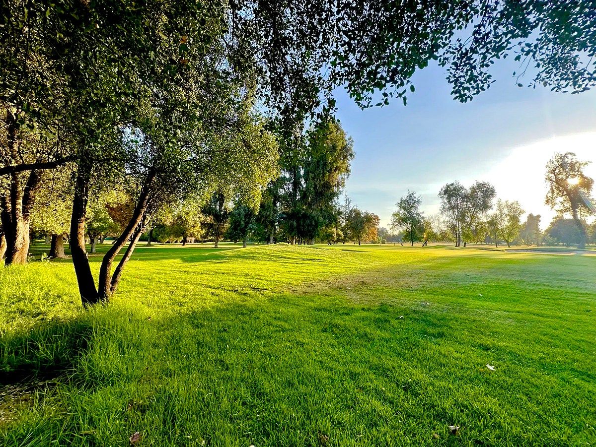 Casa 1 Piso | La Reina | Colindante Prince of Wales Country Club | 3D · 2B ·