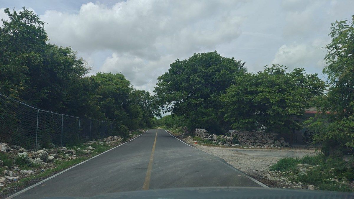 Ucú, calle de acceso al terreno, foto 10 de 13
