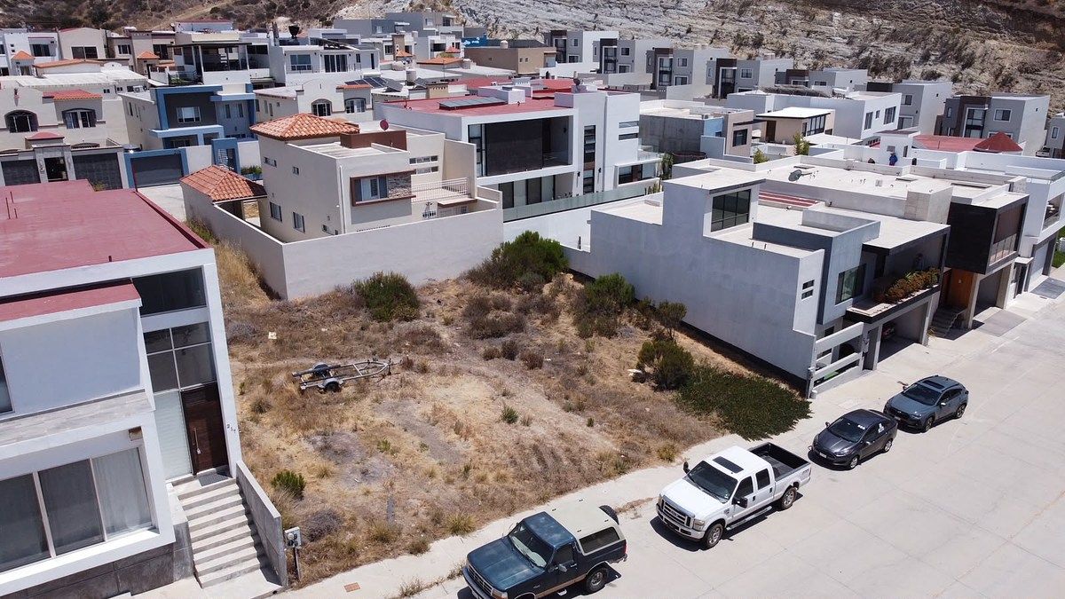 TERRENO EN VENTA EN COLINAS  DEL SAUZAL, photo 1 of 4