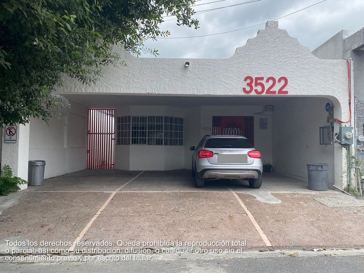 Renta oficina en Del Paseo Residencial, photo 1 of 23