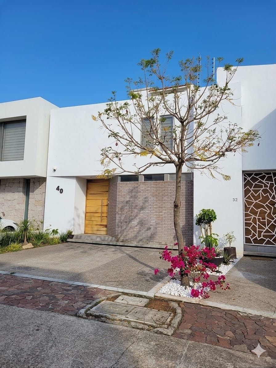 VENTA – Casa en Altozano 🏡🌳, foto 1 de 23