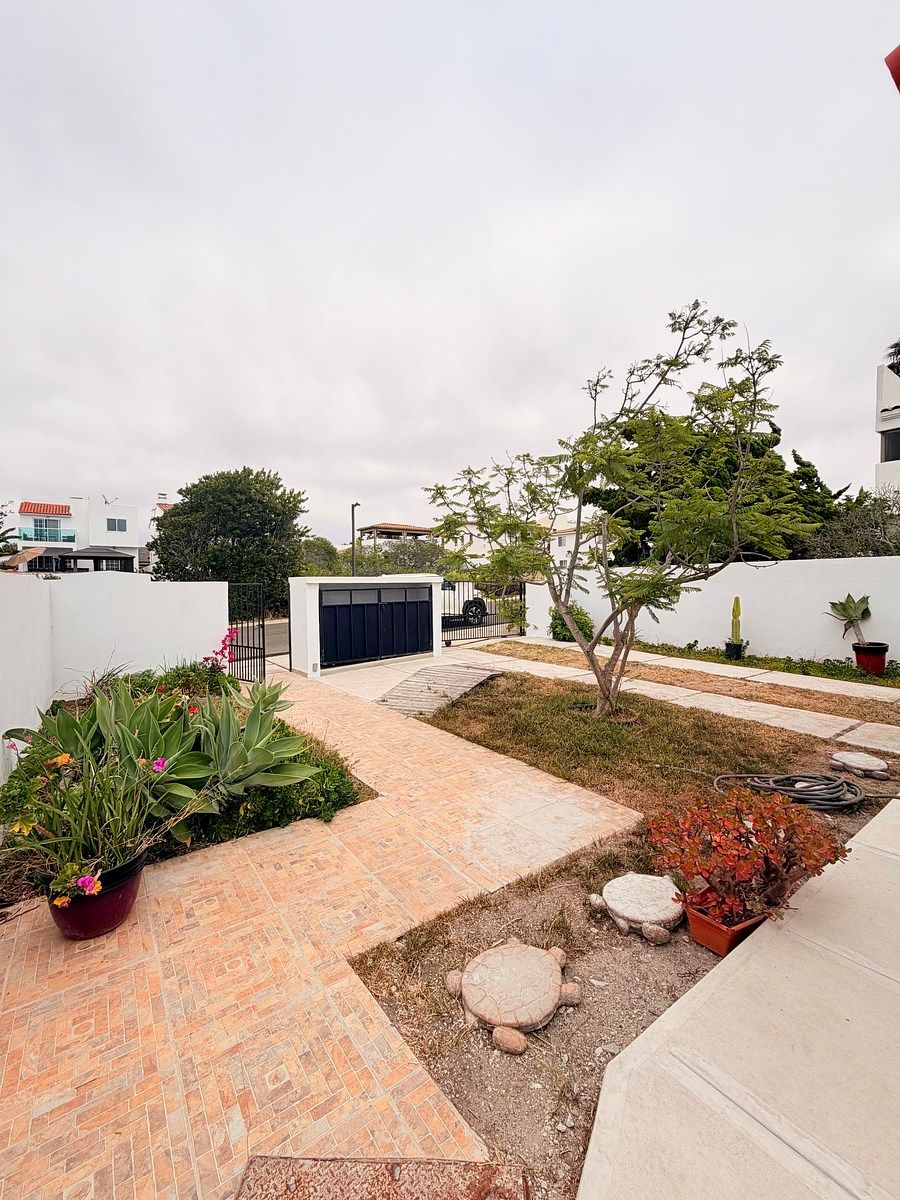 CASA EN RENTA EN BAJAMAR, photo 1 of 16