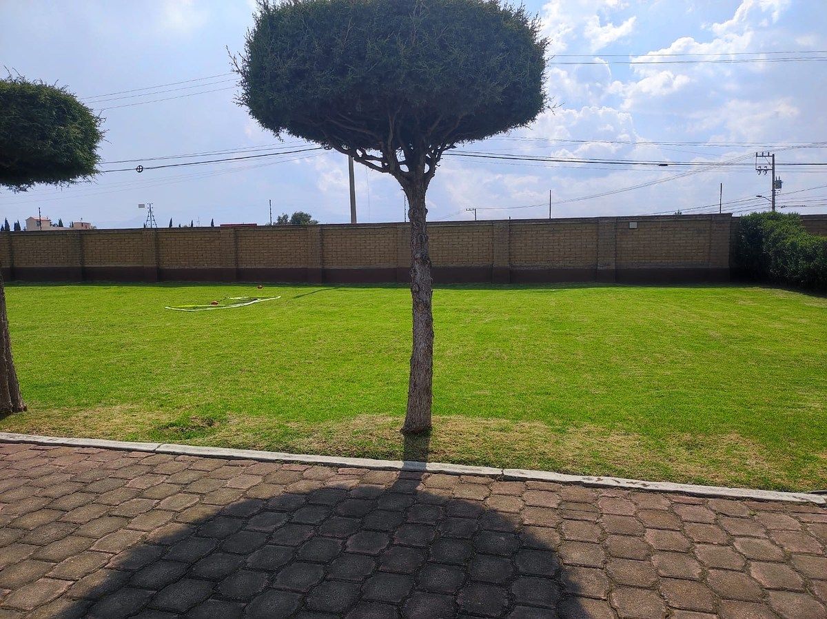 Se vende terreno, photo 1 of 7