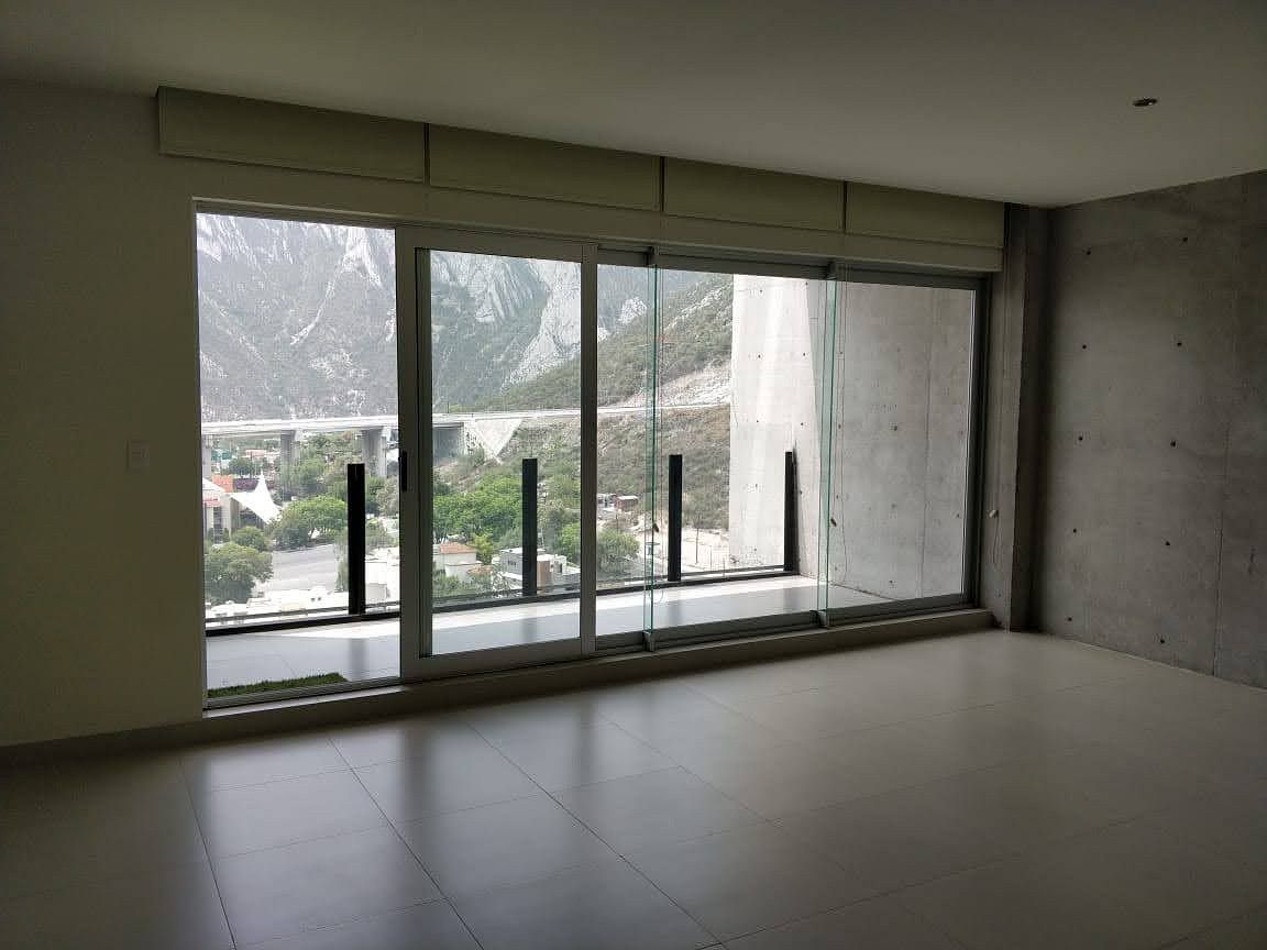 Apartment in Residencial la Huasteca, Santa Catarina, photo 2 of 5