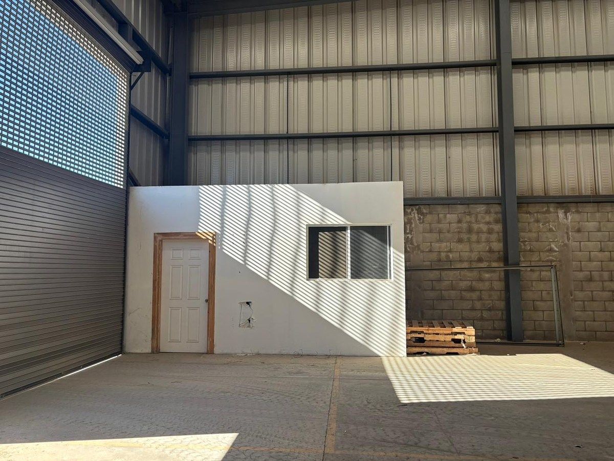 Commercial Storage Unit in Nuevo Reforma, Ensenada, photo 6 of 9