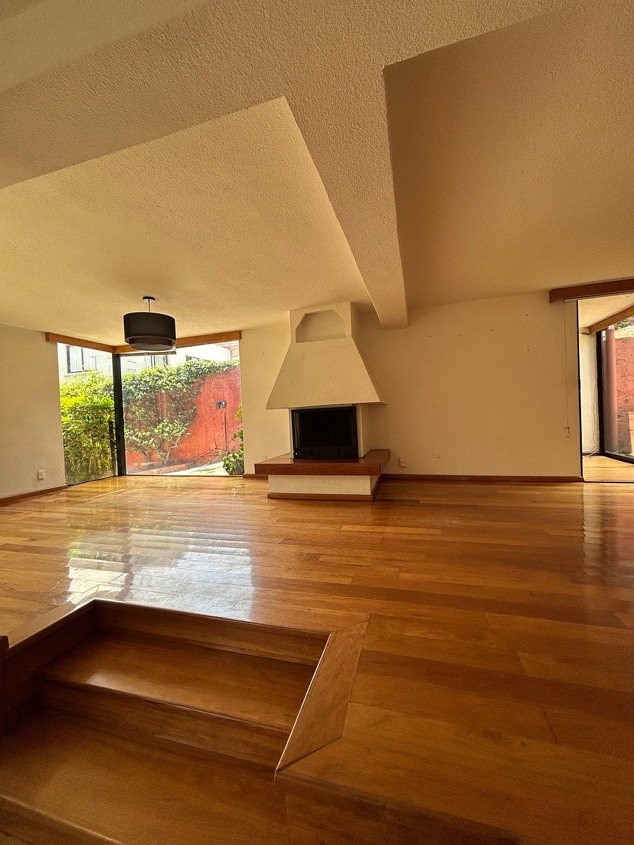 Casa em Lomas del Olivo, Huixquilucan, foto 2 de 43