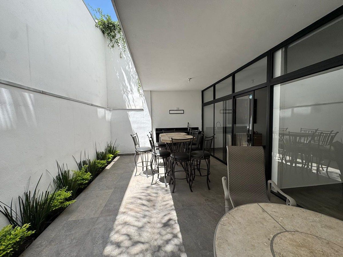 Casa em Cumbres Providencia, Monterrey, foto 4 de 20