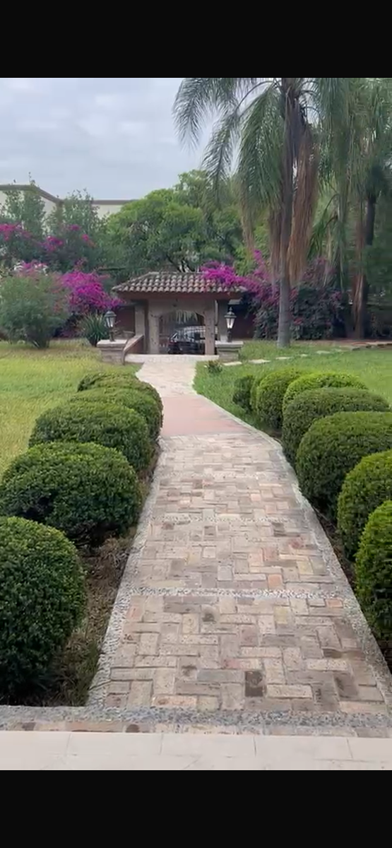 Lote em Del Valle, San Pedro Garza García, foto 3 de 4