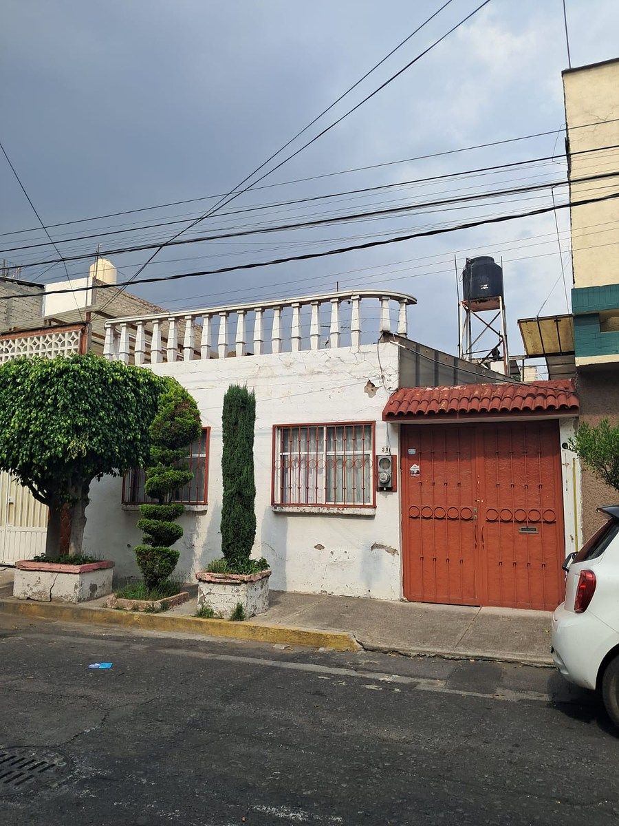 Fachada, foto 1 de 6