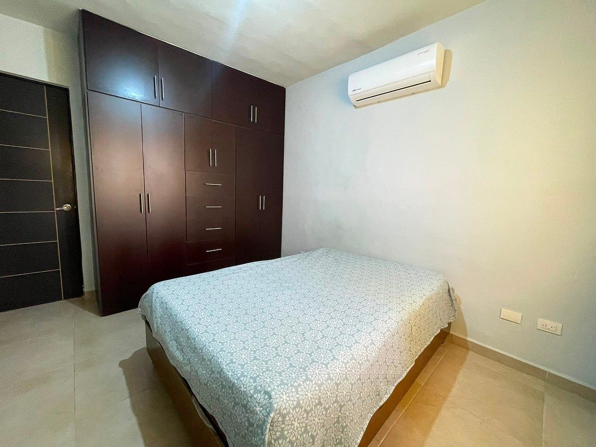 RECAMARA, photo 9 of 17