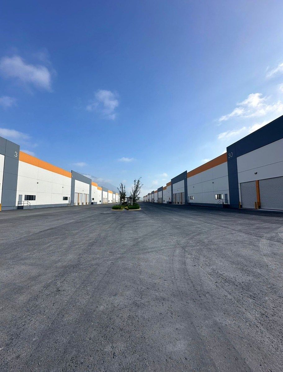 Industrial Building in Arco Vial, García, photo 3 of 7