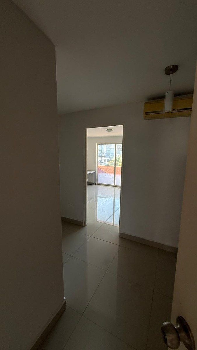 Renta Local 54 m²,  Col. Del Valle, San Pedro Garza García, foto 1 de 5
