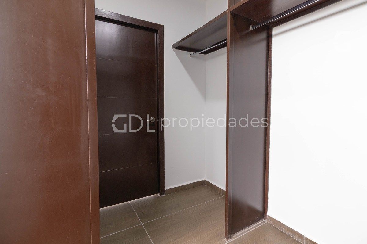House in Gated Community in Ciudad Bugambilia, Zapopan, photo 11 of 33