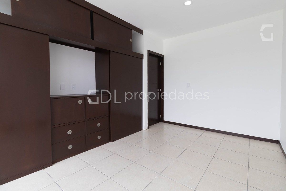 House in Gated Community in Ciudad Bugambilia, Zapopan, photo 18 of 33