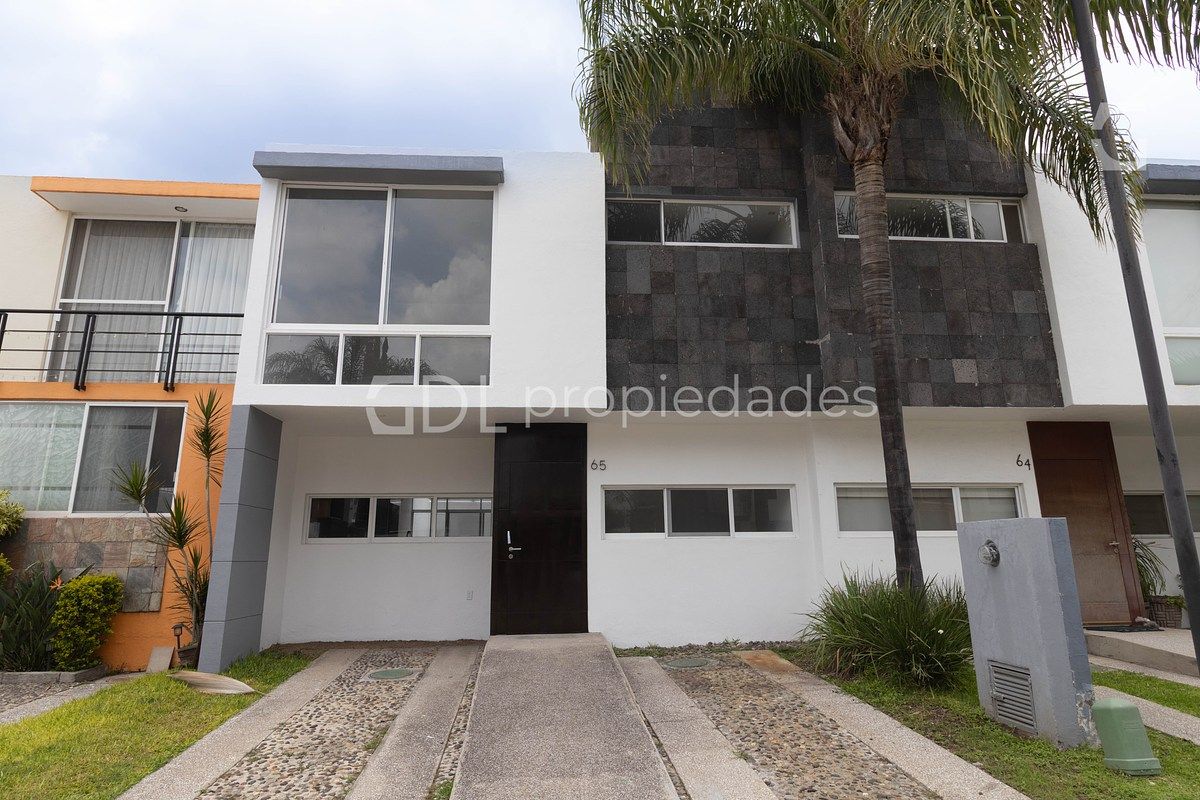 BUGAMBILIAS | COTO VILLA SERENA EN VENTA, photo 1 of 33