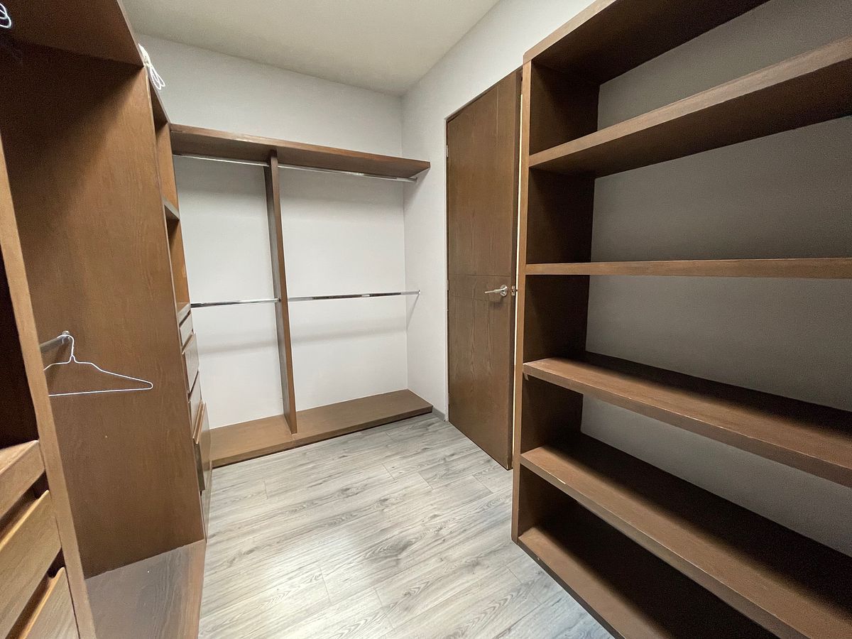 Casa em Bosques Santa Anita, Tlajomulco de Zúñiga, foto 13 de 28