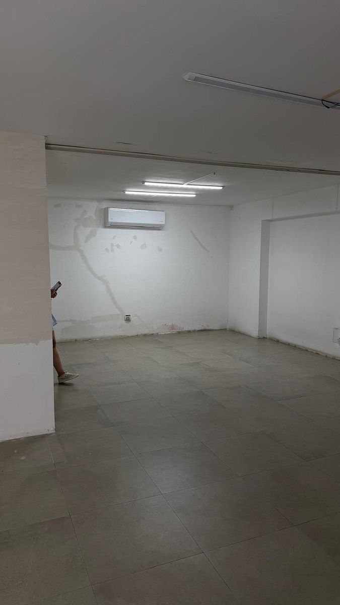 Local comercial en Del Valle, San Pedro Garza García, foto 3 de 5